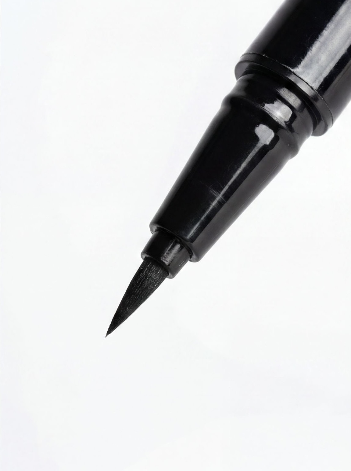Liquid Eyeliner alternate view